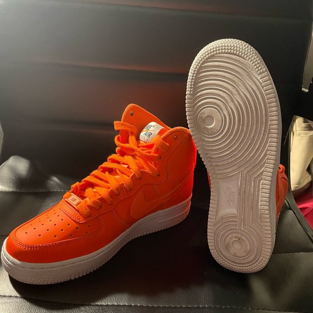 orange Air Force 1, high tops, size 4y